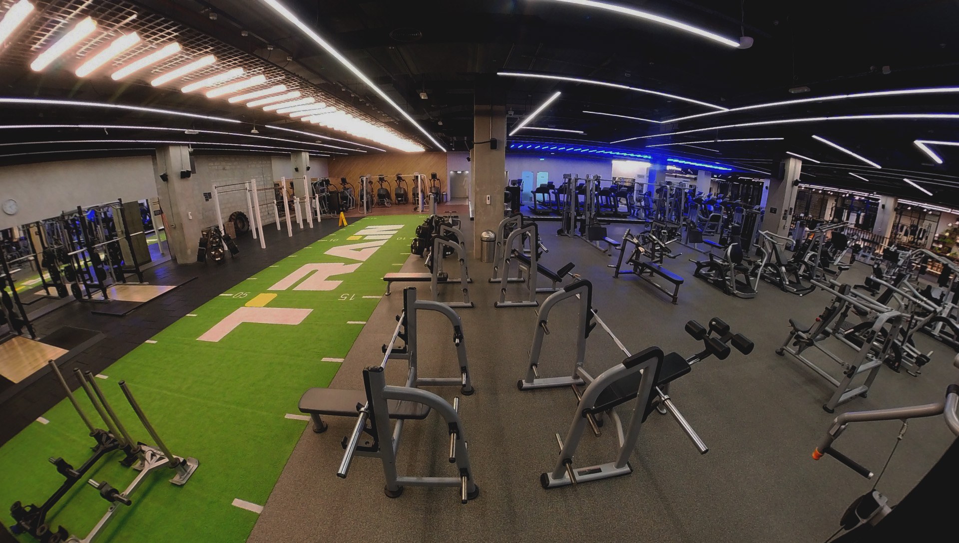 The gym interior at TRAIN Dubai Mall